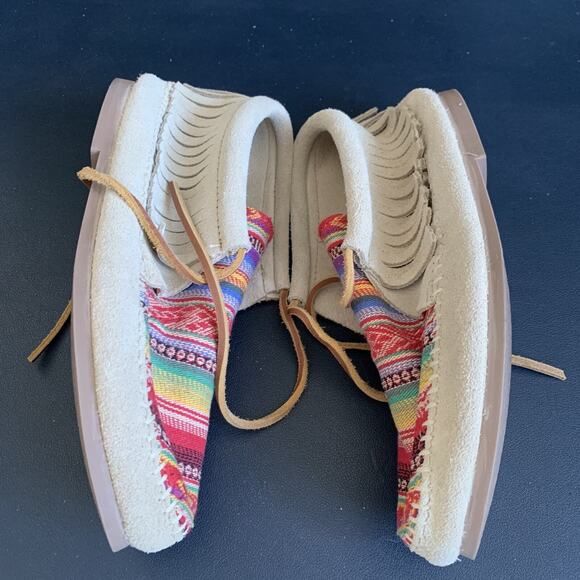 Minnetonka Frisco Fringe Deerskin Ankle Boot Moccasins, Women’s Size 4, EUC. - Picture 6 of 7